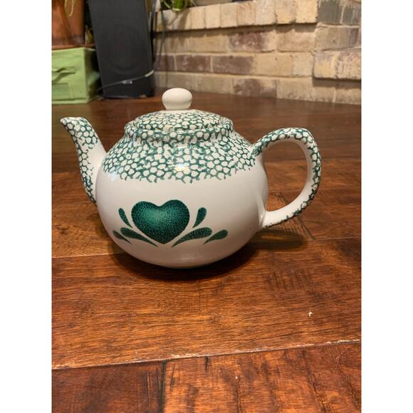 Corelle Ceramic Teapot and Creamer Set - Picture 2 of 10